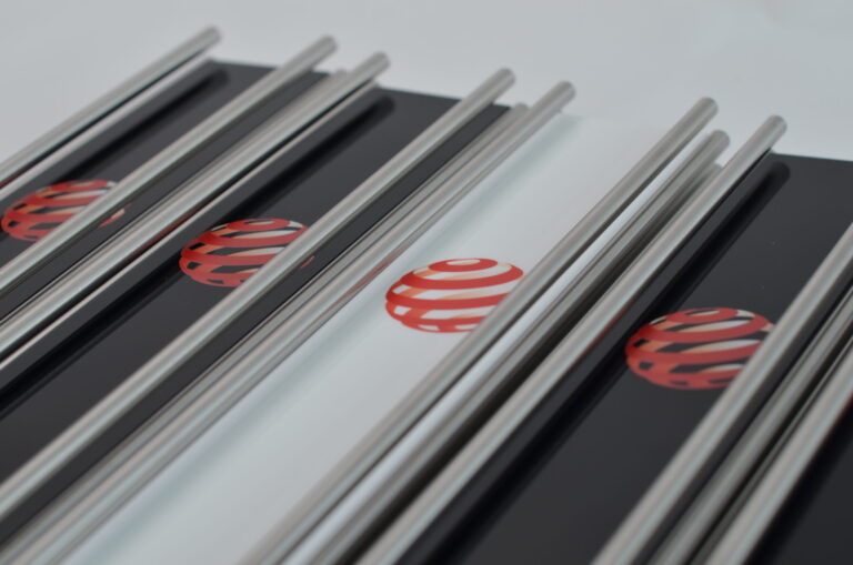 Red Dot Trophy by Bernd Kussmaul GmbH