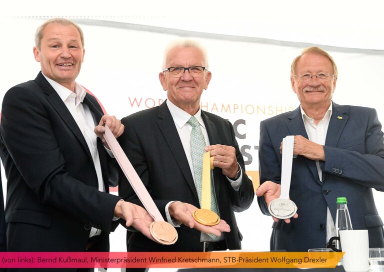 Minister Kretschmann Bernd Kussmaul Medaillen