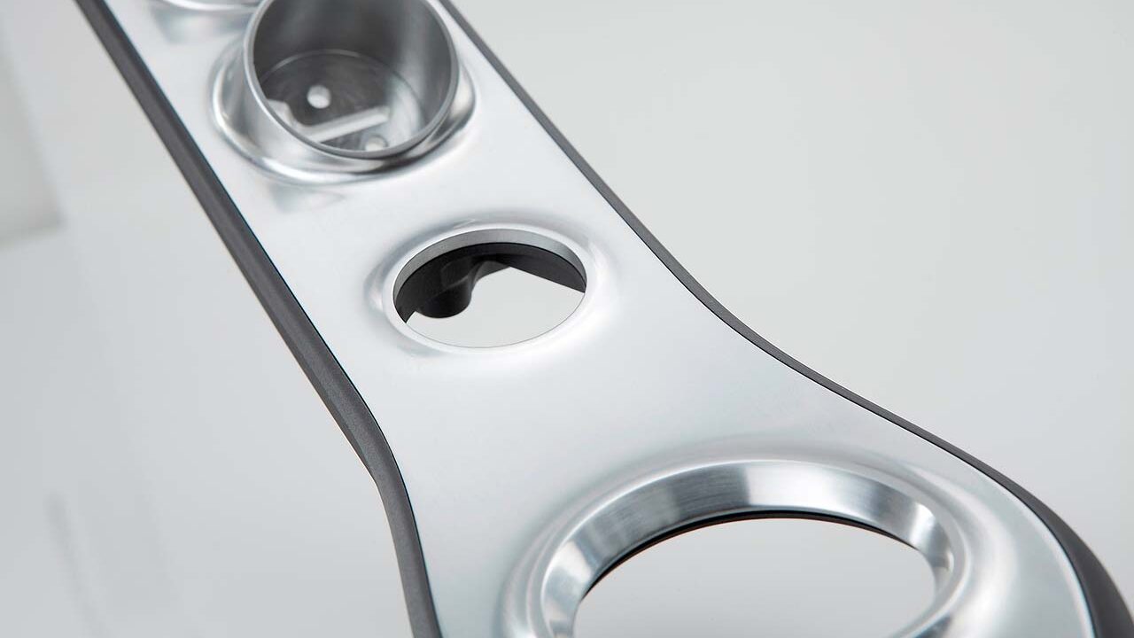 Projekte der Bernd Kussmaul GmbH Interieur- und Exterieur-Zierteile-Bugatti